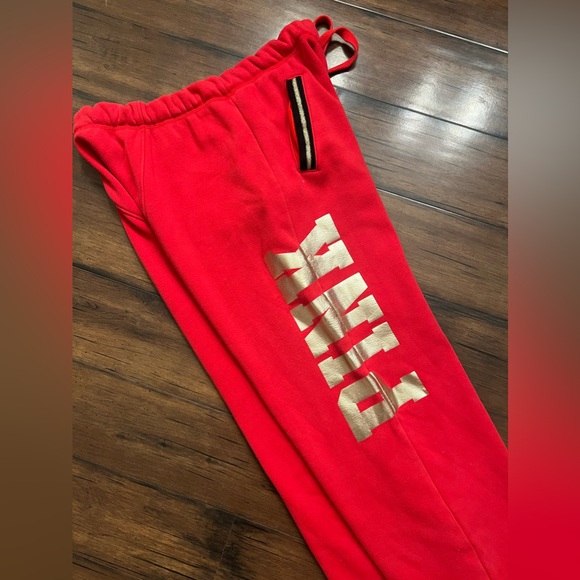 PINK VICTORIAS SECRET LOUNGE PANTS - Picture 5 of 8